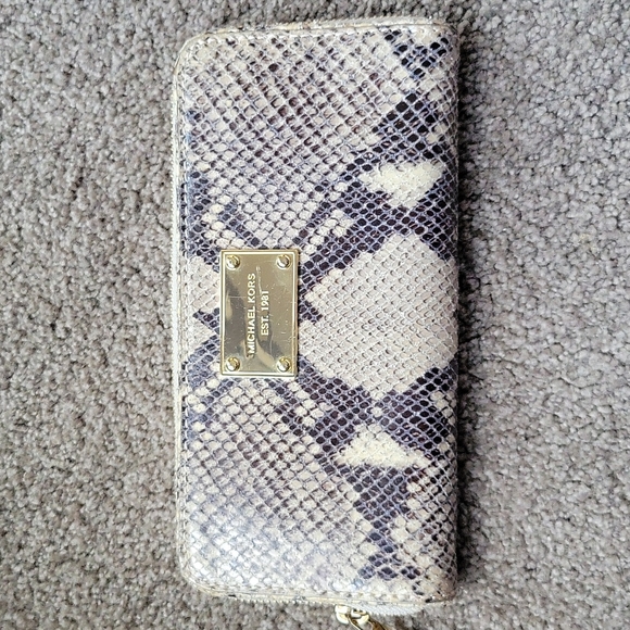 Michael Kors Collection - python wallet - Picture 1 of 7